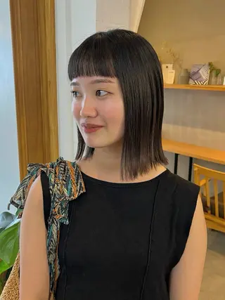 ミディアム 伊藤ゆかり/髪質改善 /透明感カラーのヘアスタイル