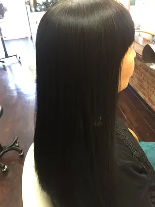 セミロング パーマ 桧山 真のヘアスタイル