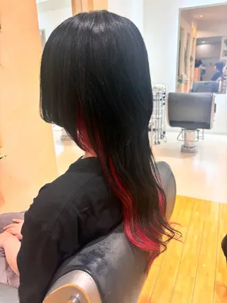 ロング カラー ヘアアレンジ 井上 未悠のヘアスタイル