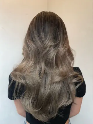 ロング カラー パーマ 🌺tsugumiのヘアスタイル