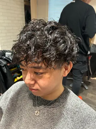 パーマ メンズ エクステ×ハイトーン 🌈KEISUKEのヘアスタイル