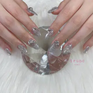 ネイル trunc nail 🌻宮下🌻のネイルデザイン