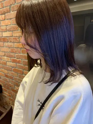ミディアム 齊藤 衣梨佳のヘアスタイル
