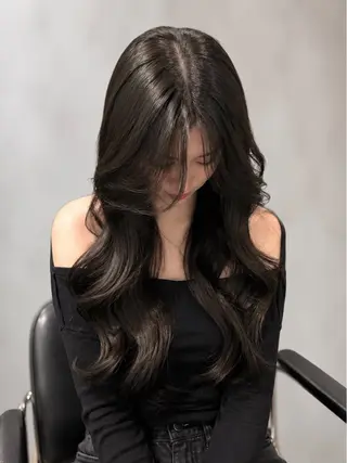 ロング 雰囲気引き出す ✨大人レディのヘアスタイル