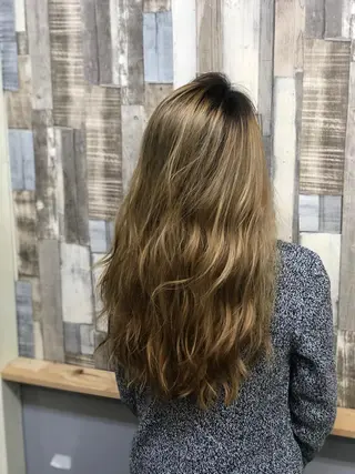 ロング カラー ヘアアレンジ 枝毛カット＆髪質改善 満足NO.1岡しゃんのヘアスタイル