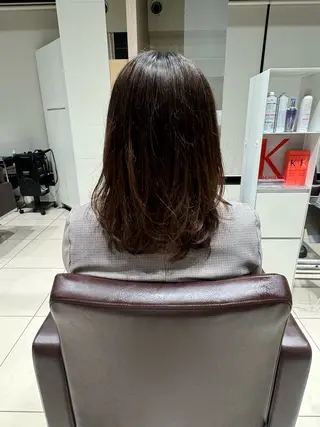 ミディアム オノ アサヒのヘアスタイル