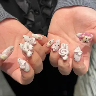 ネイル m kaori𓃟のネイルデザイン