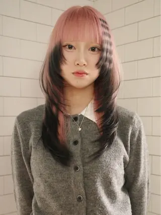 ロング カラー イツク ⚡️ デザインカラーのヘアスタイル