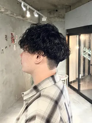 ショート パーマ メンズ door white hideのヘアスタイル