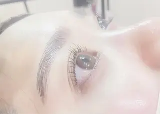 アイブロウ 近藤 むつみのマツエク・マツパデザイン