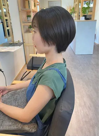 ショート 内野 友貴のヘアスタイル