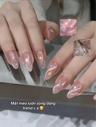 ネイル 🪷Mi.o あいちゃん🐝のネイルデザイン