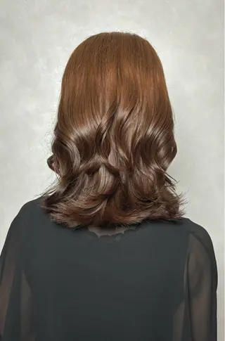 カラー 米倉 柚葉のヘアスタイル