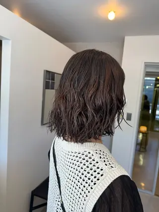 ミディアム パーマ UNFEIGNED02所属・カイ/名古屋・伏見 カットモデルのヘアスタイル