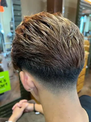 ショート メンズ 奥田 勝亮のヘアスタイル