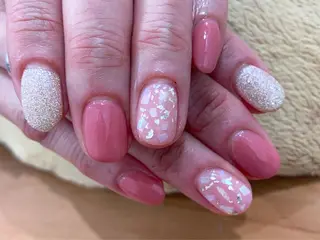 ネイル 中川 愛理のネイルデザイン