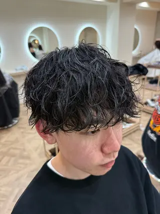 パーマ メンズ 市原亮/塩釜口/ ツイスパ/波巻きのヘアスタイル