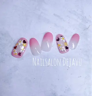 ネイル Nail salon Dejavu 🌿のネイルデザイン