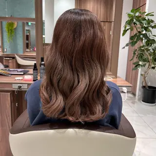 セミロング カラー ヘアアレンジ 小白井 由美のヘアスタイル