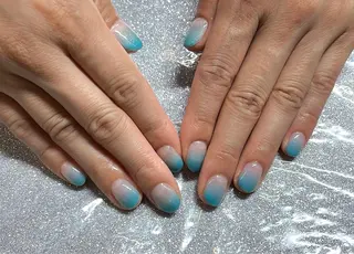 ネイル VIERU 🌈🎀💖のネイルデザイン