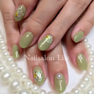 ネイル Lily*nail 🌻Mii🌻のネイルデザイン