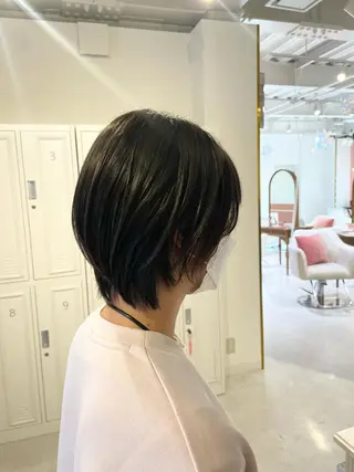 ショート 和田 真依のヘアスタイル