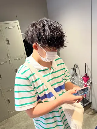 ミディアム パーマ メンズ メンズパーマ特化 TAIGAのヘアスタイル