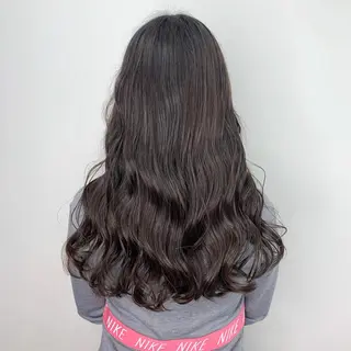 ロング カラー 𖧷 ⁺. 大人ヘア Yui 𓂃𓈒𓏸のヘアスタイル