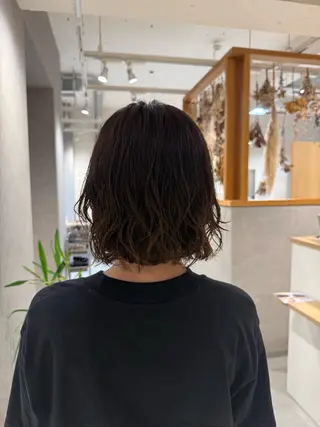 ミディアム パーマ anju.カット 透明感カラー/パーマのヘアスタイル