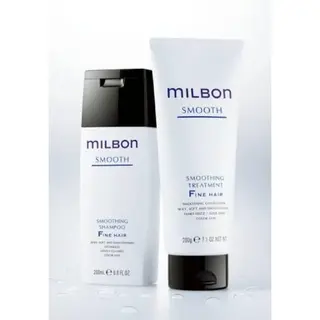 トップ スタイリストのヘアスタイル