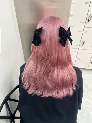 ロング ❤︎ワンホンガーリー なハイトーンヘア❤︎のヘアスタイル