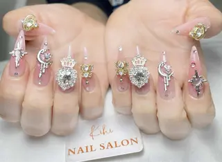 ネイル 💕鈴木ユリ パラジェル/オフ無料のネイルデザイン