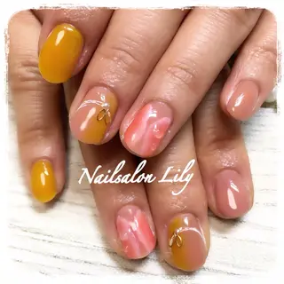 ネイル Lily*nail 🌻Mii🌻のネイルデザイン