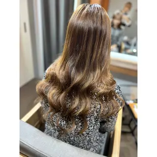 ロング 人気１位🎀有名人も 通う🫅韓国髪専門○のヘアスタイル
