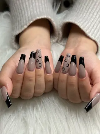 ネイル hazuki ☽ 5月予約受付中✨のネイルデザイン