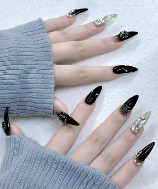 ネイル NAILS168 チップ長さ出し専門店のネイルデザイン