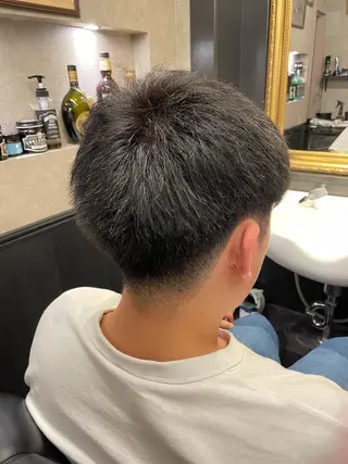 ショート メンズ SAKI SAKIのヘアスタイル