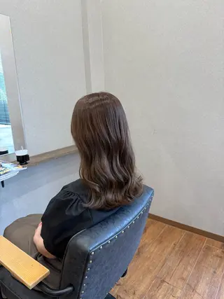 ロング カラー 鵜飼 真伍のヘアスタイル