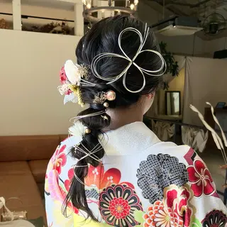 ロング ヘアアレンジ シマダ ユウナのヘアスタイル