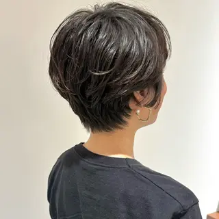 ショート パーマ ひなた あゆみのヘアスタイル