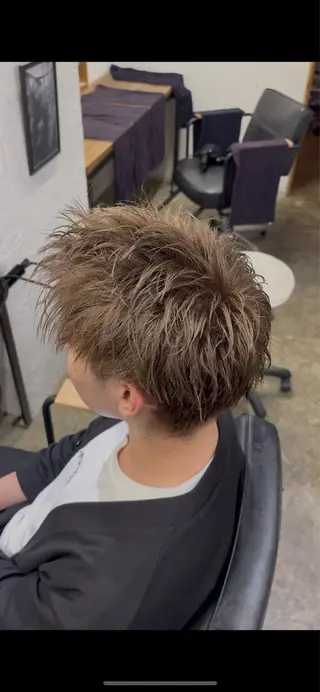 カラー メンズ 田村 魁心のヘアスタイル