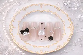 ネイル 南森町rebest 💅nailのネイルデザイン