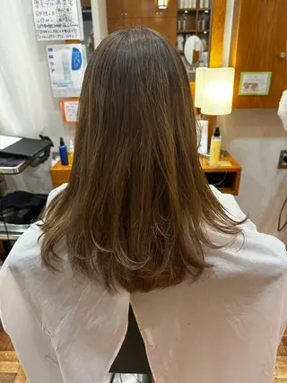 ロング Flor 上大岡 🌱山本一葉🌱のヘアスタイル