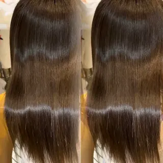 セミロング 髪質改善/縮毛矯正/ レイヤーカットななこのヘアスタイル