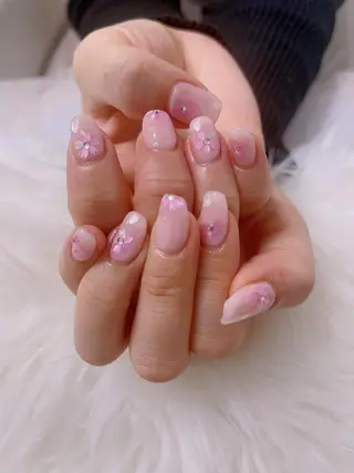 ネイル FF フィフィネイルサロンのネイルデザイン