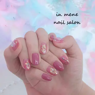 ネイル IN MENEのネイルデザイン