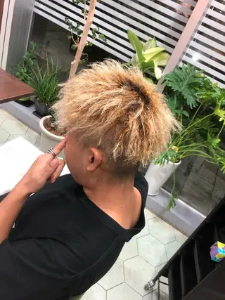 ショート パーマ メンズ 堤太志 メンズパーマ特化のヘアスタイル