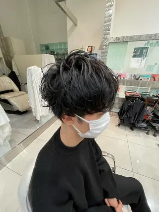 ショート パーマ メンズ メンズパーマ特化 真栄平有希のヘアスタイル