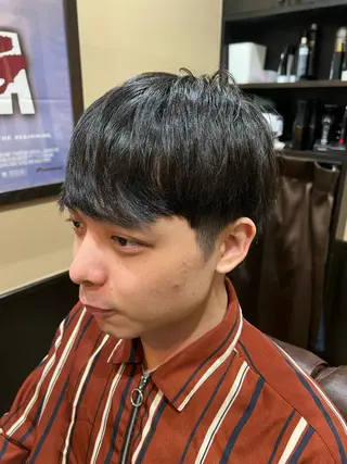 ショート メンズ 猪井 明のヘアスタイル