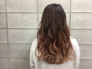 ロング カラー ITO YUKIのヘアスタイル